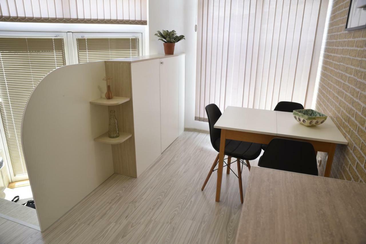 Ferienwohnung Studio Toni Sliven Exterior foto